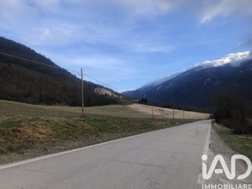 Terrain agricole à Piobbico