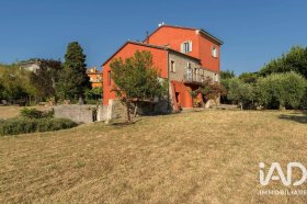 Villa i Mombaroccio