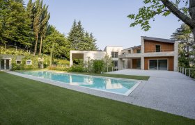 里韦尔加罗别墅