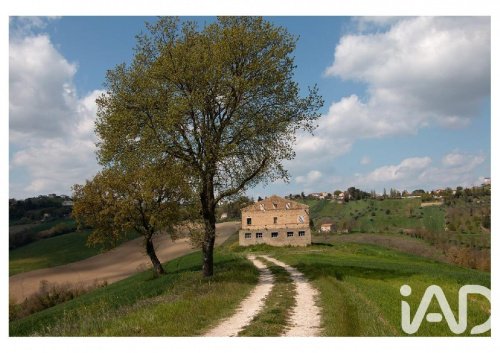 Casa de campo em Monte San Pietrangeli