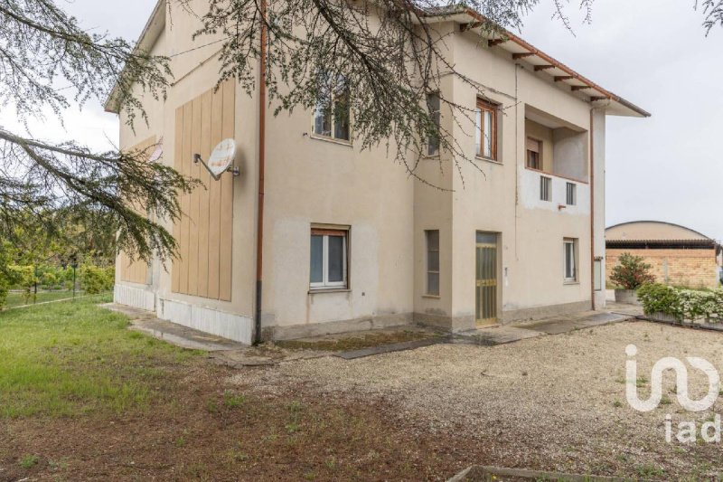 Appartement à Montelupone