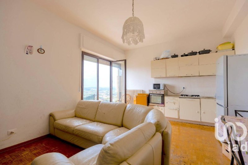 Appartement in Osimo