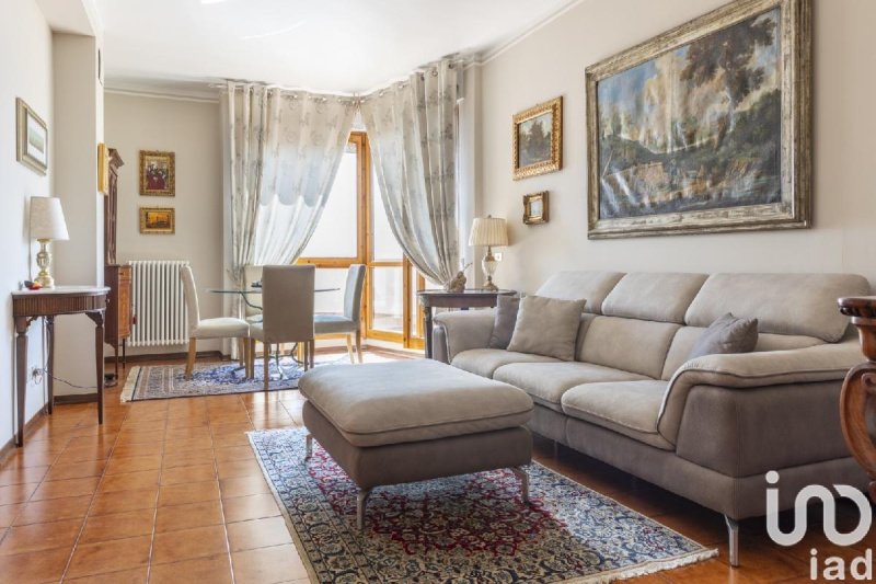 Apartamento em Osimo