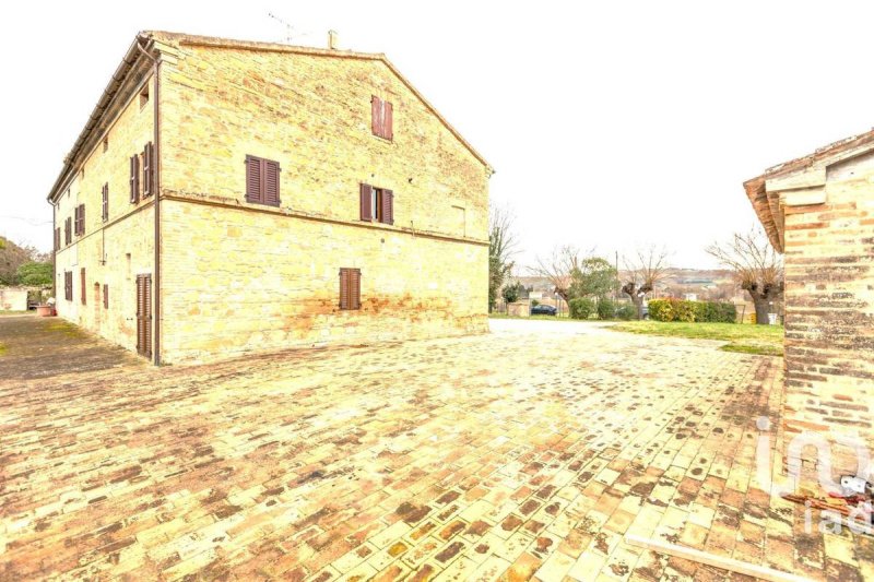 Сельский дом в Трея