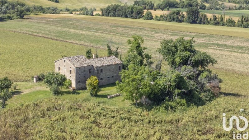 Casa di campagna a Santa Maria Nuova