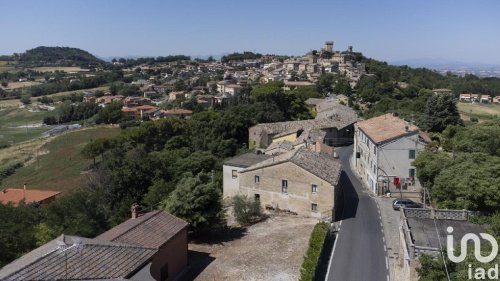 Country house in Offagna
