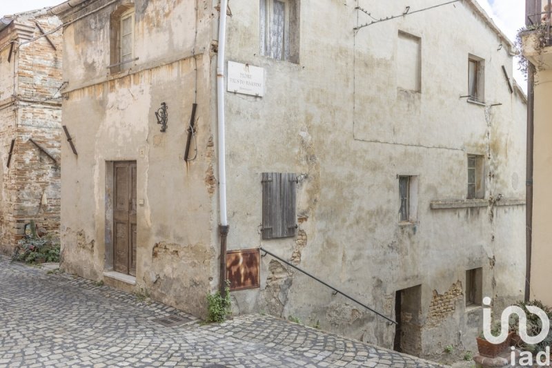 Особняк в Оффанья