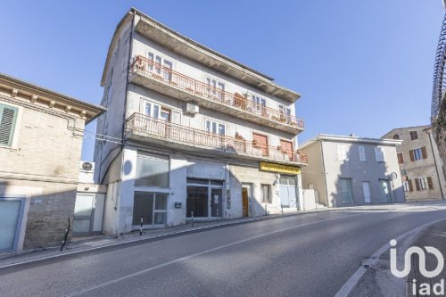 Многоквартирный дом в Озимо