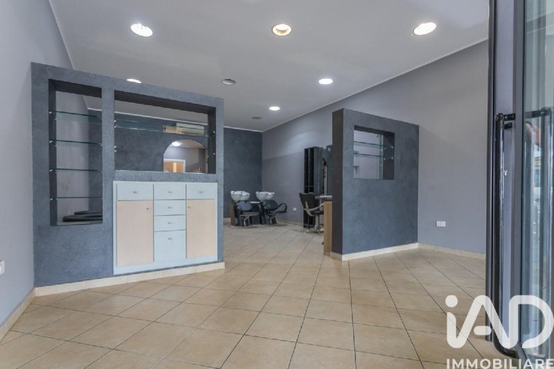Inmueble comercial en Pésaro