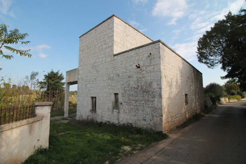 Klein huisje op het platteland in Ostuni