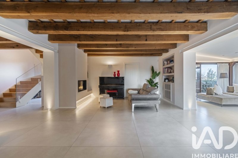 Villa in Osimo