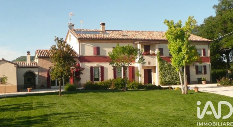 Villa i Osimo
