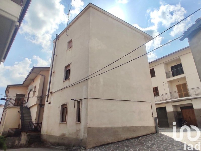 Einfamilienhaus in Isola del Gran Sasso d'Italia