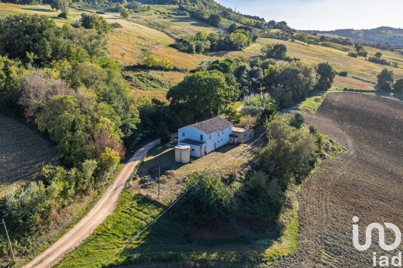 Hus på landet i Civitanova Marche