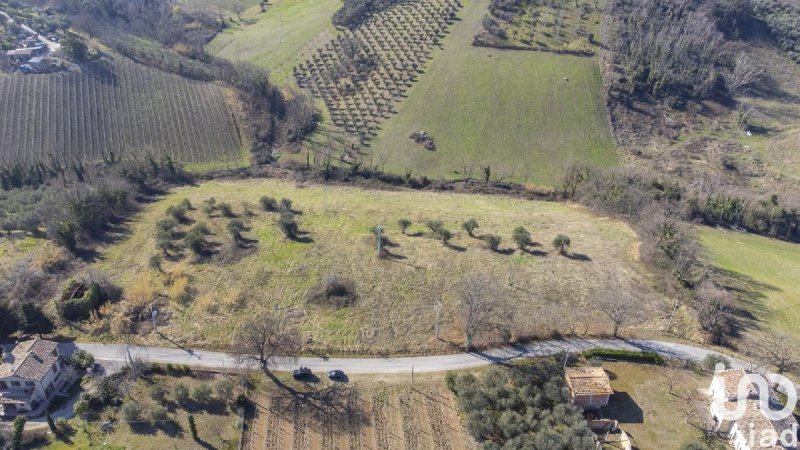 Byggtomt i San Paolo di Jesi