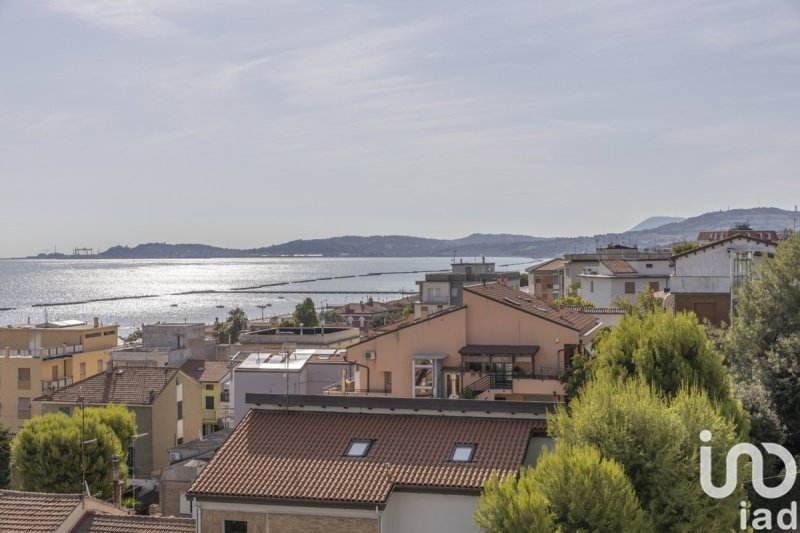 Apartamento en Falconara Marittima