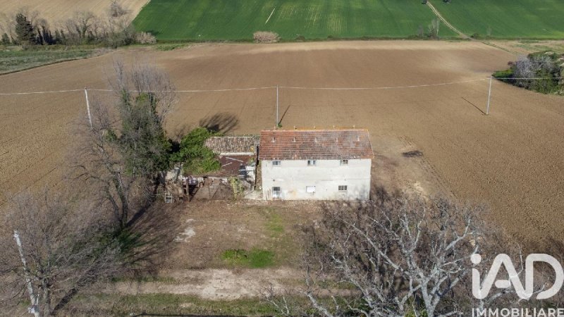 Hus på landet i Macerata