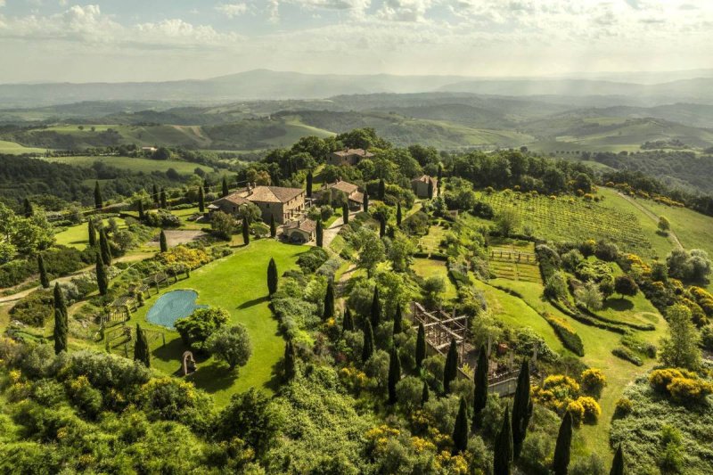 Castle in Allerona