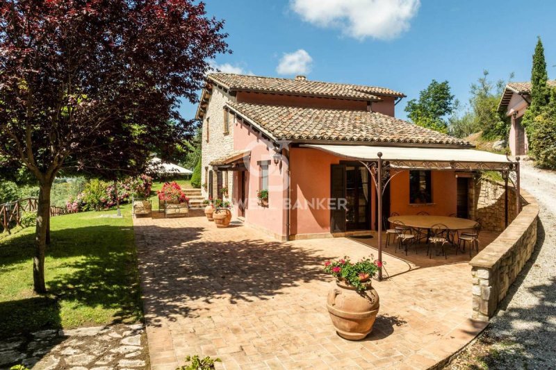 Solar em Fossato di Vico