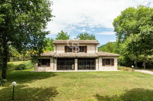 Casa en Acqualagna