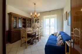 Apartamento en Scheggia e Pascelupo