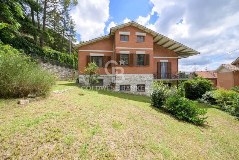 Vrijstaande woning in Gubbio