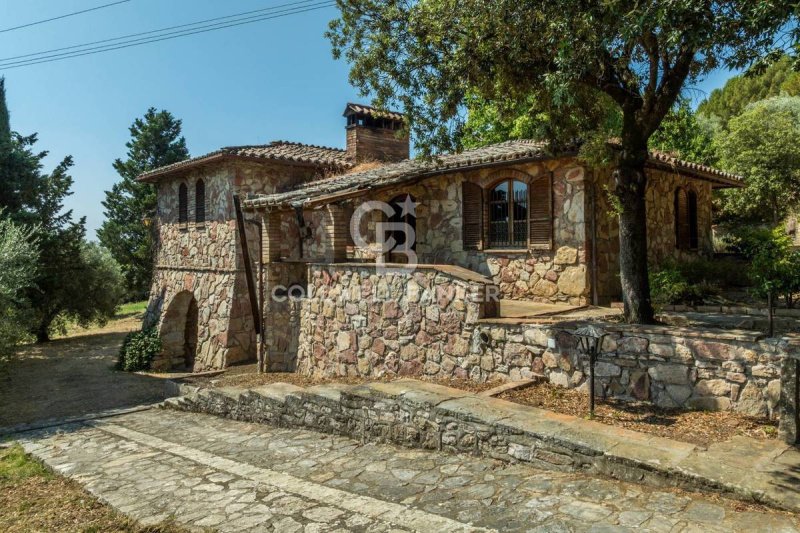 马焦内乡间房屋