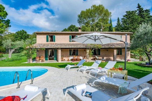 Casa de campo en Urbino