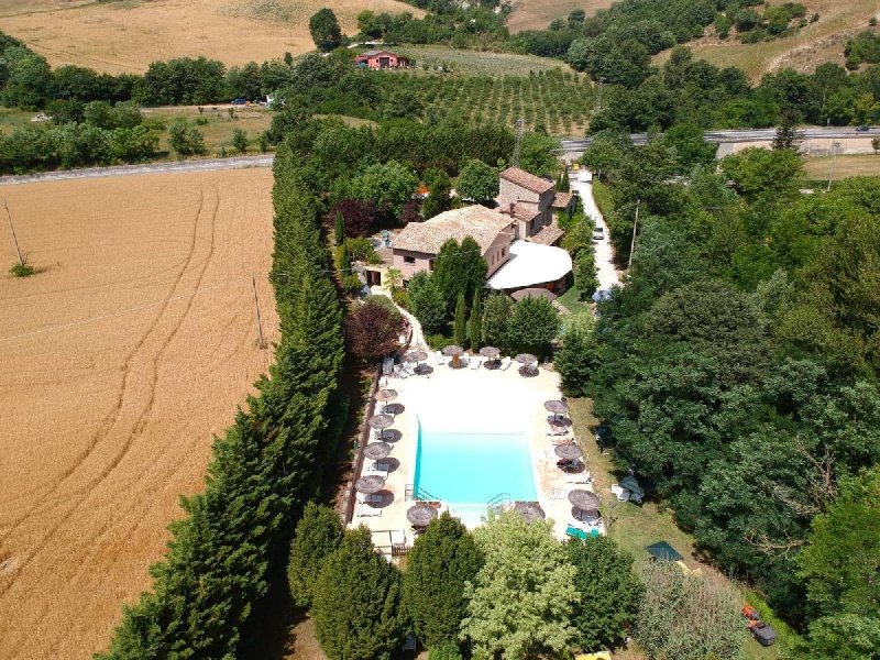 Casa de campo em Cantiano