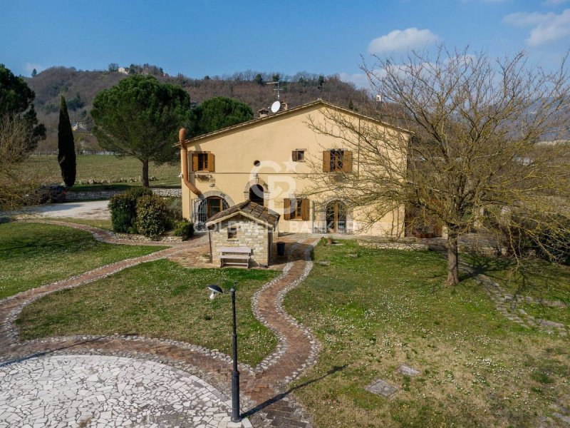 Country house in Fermignano