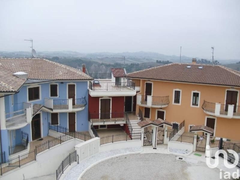 Terraced house in Appignano del Tronto