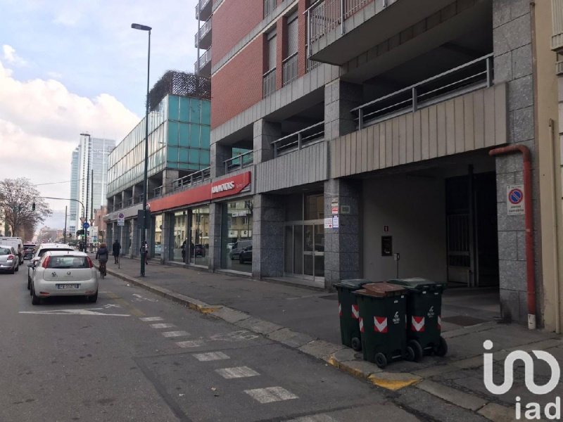 Inmueble comercial en Turín