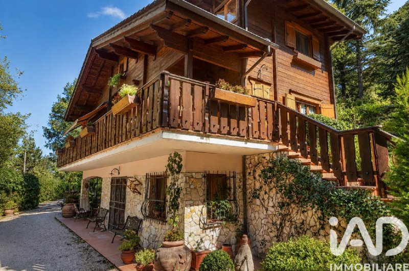 Villa in Passignano sul Trasimeno