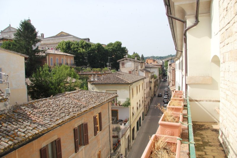 Apartamento histórico en Spoleto