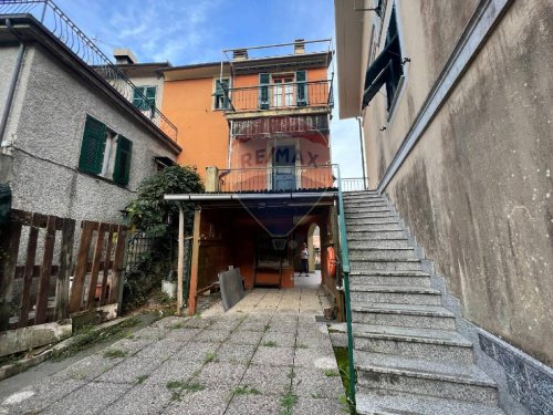 Half-vrijstaande woning in Cicagna