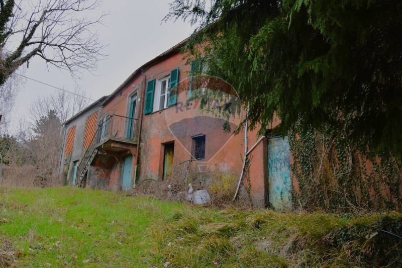 Einfamilienhaus in Varese Ligure