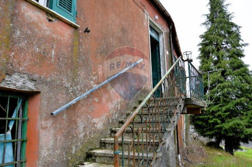 Vrijstaande woning in Varese Ligure