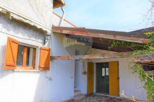Semi-detached house in Sesta Godano