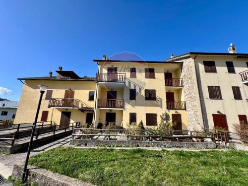 Apartamento em Santo Stefano d'Aveto