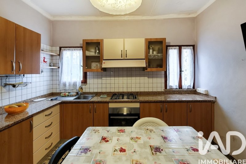 奇维塔诺瓦-马尔凯独栋房屋