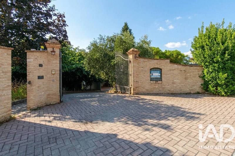 Villa in Mogliano