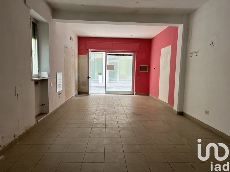 Commercial property in Monte Urano