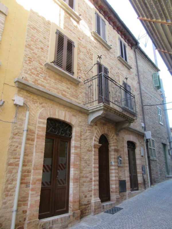 Hus i Castignano