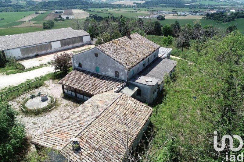 Huis in Osimo