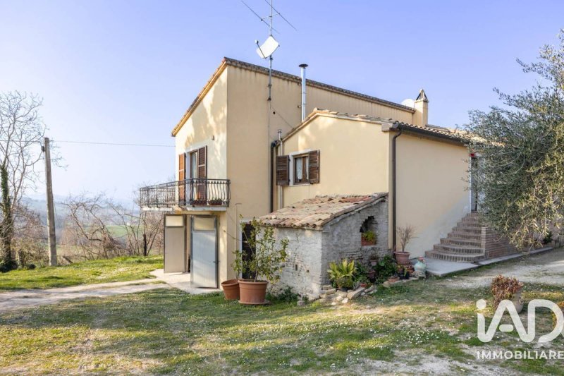 Villa a Pergola