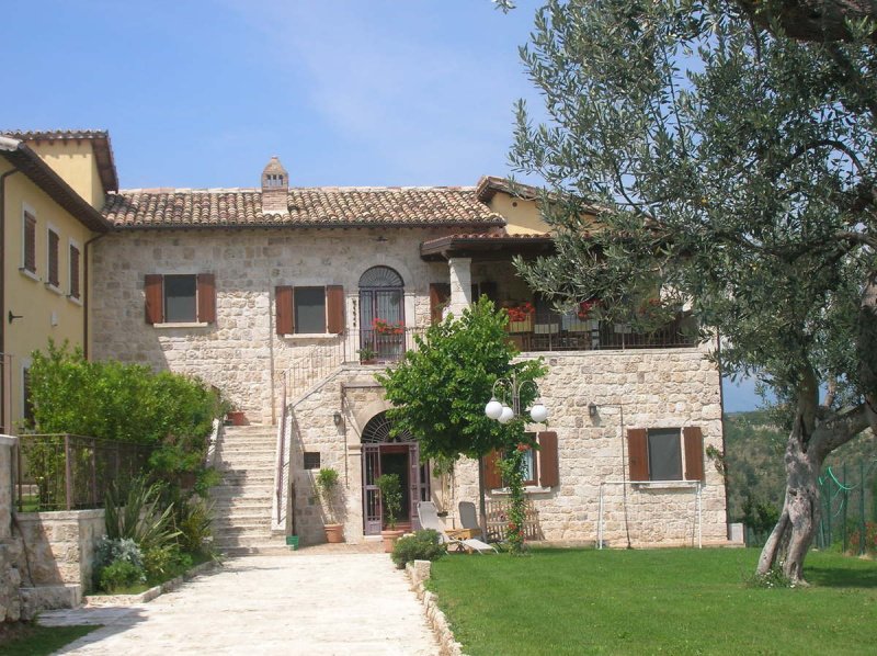Semi-detached house in Ascoli Piceno