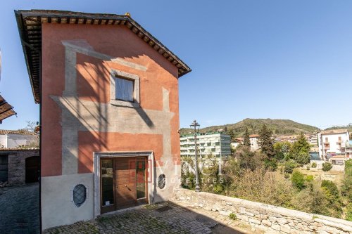 Vrijstaande woning in Ascoli Piceno