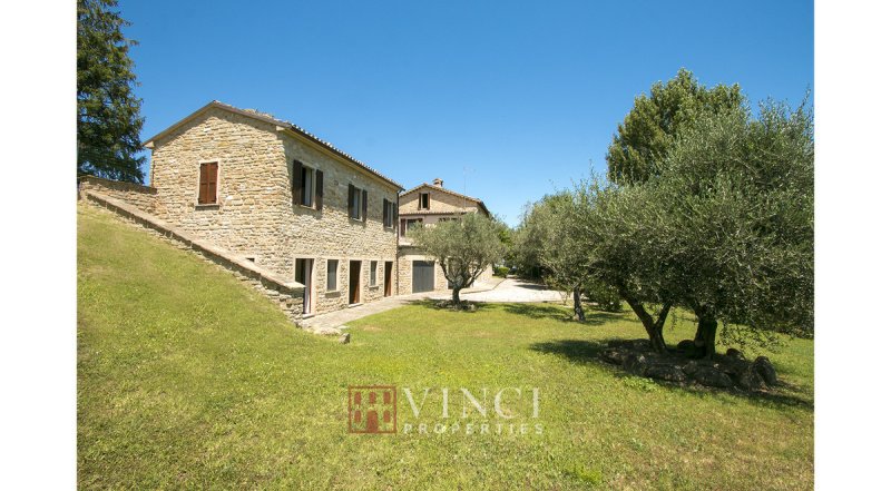 Bauernhaus in Serra San Quirico