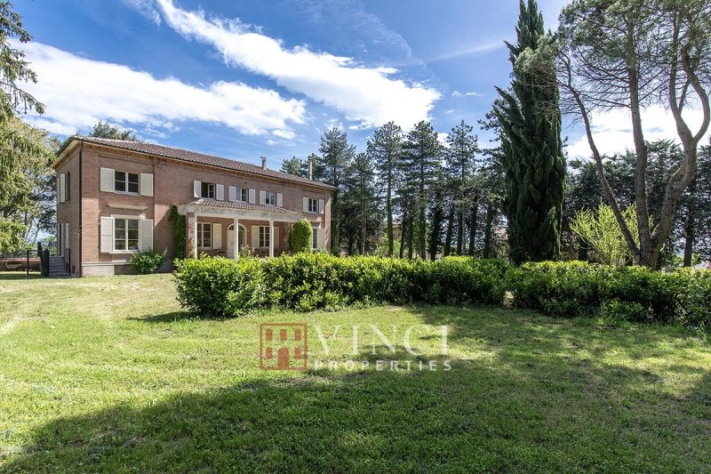 Вилла в Сан-Джинезио