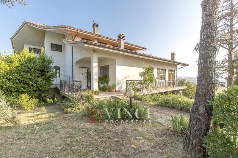 滨海圣埃尔皮迪奥乡间房屋